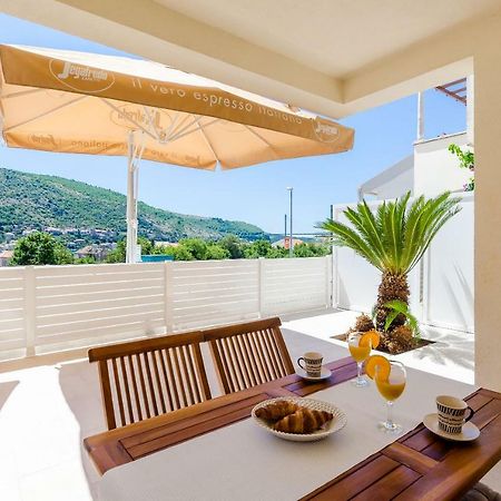 Mokošica Apartment Moon River מראה חיצוני תמונה