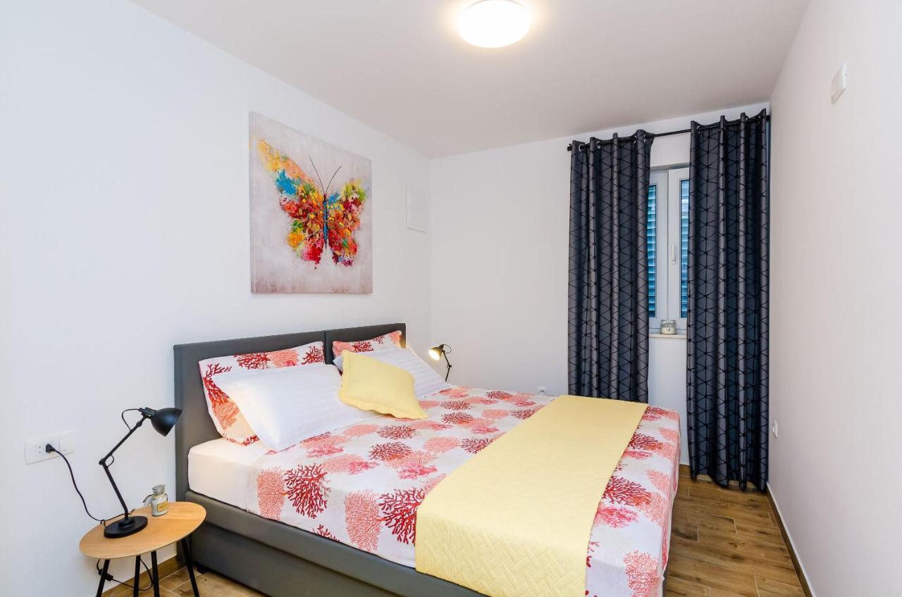 Mokošica Apartment Moon River מראה חיצוני תמונה